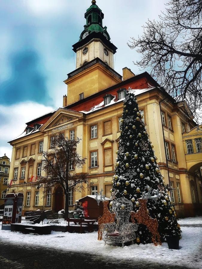 Habibi Plac Ratuszowy Jelenia Góra Exterior foto